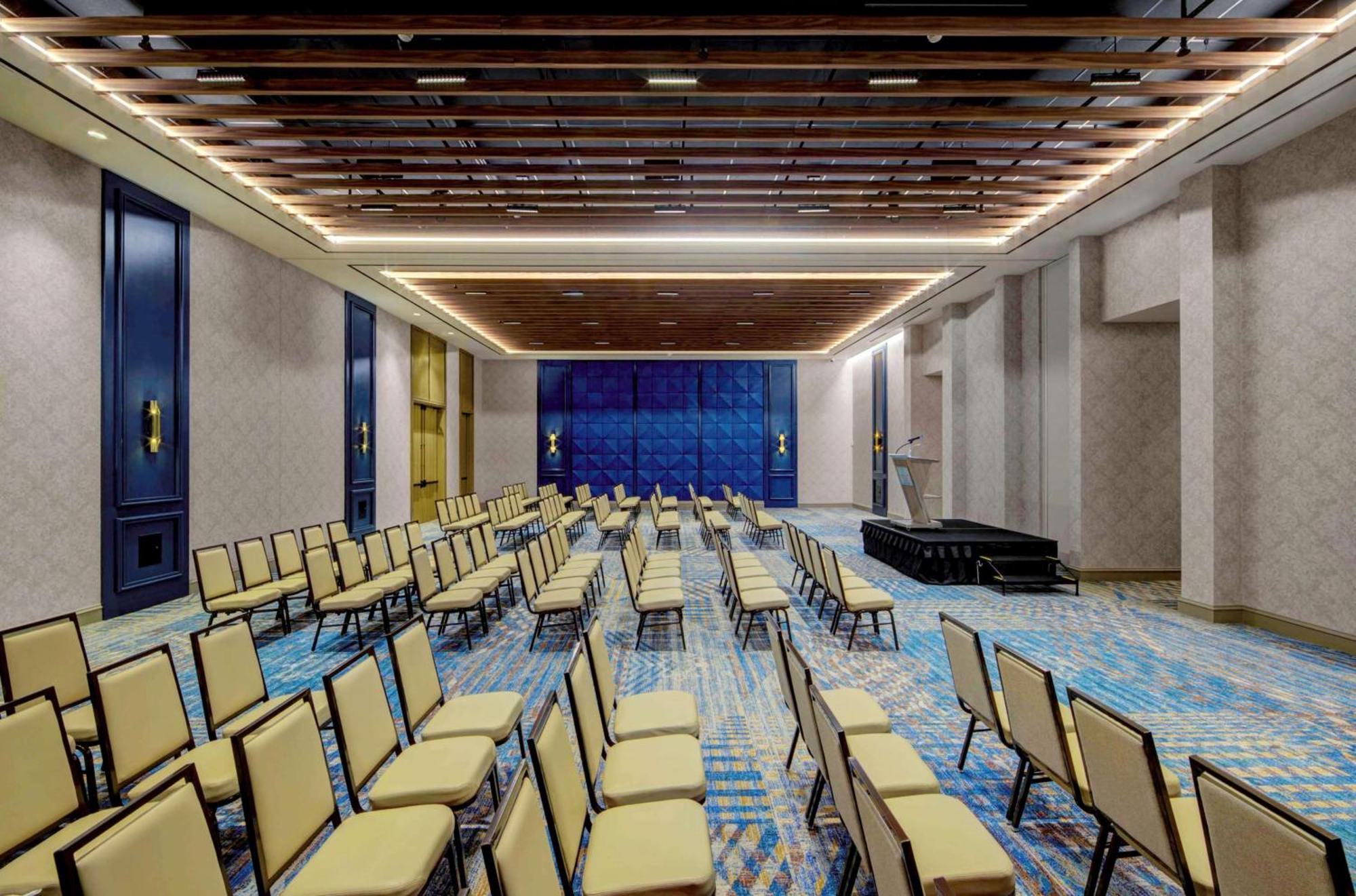 Embassy Suites By Hilton Virginia Beach Oceanfront Resort Exterior foto